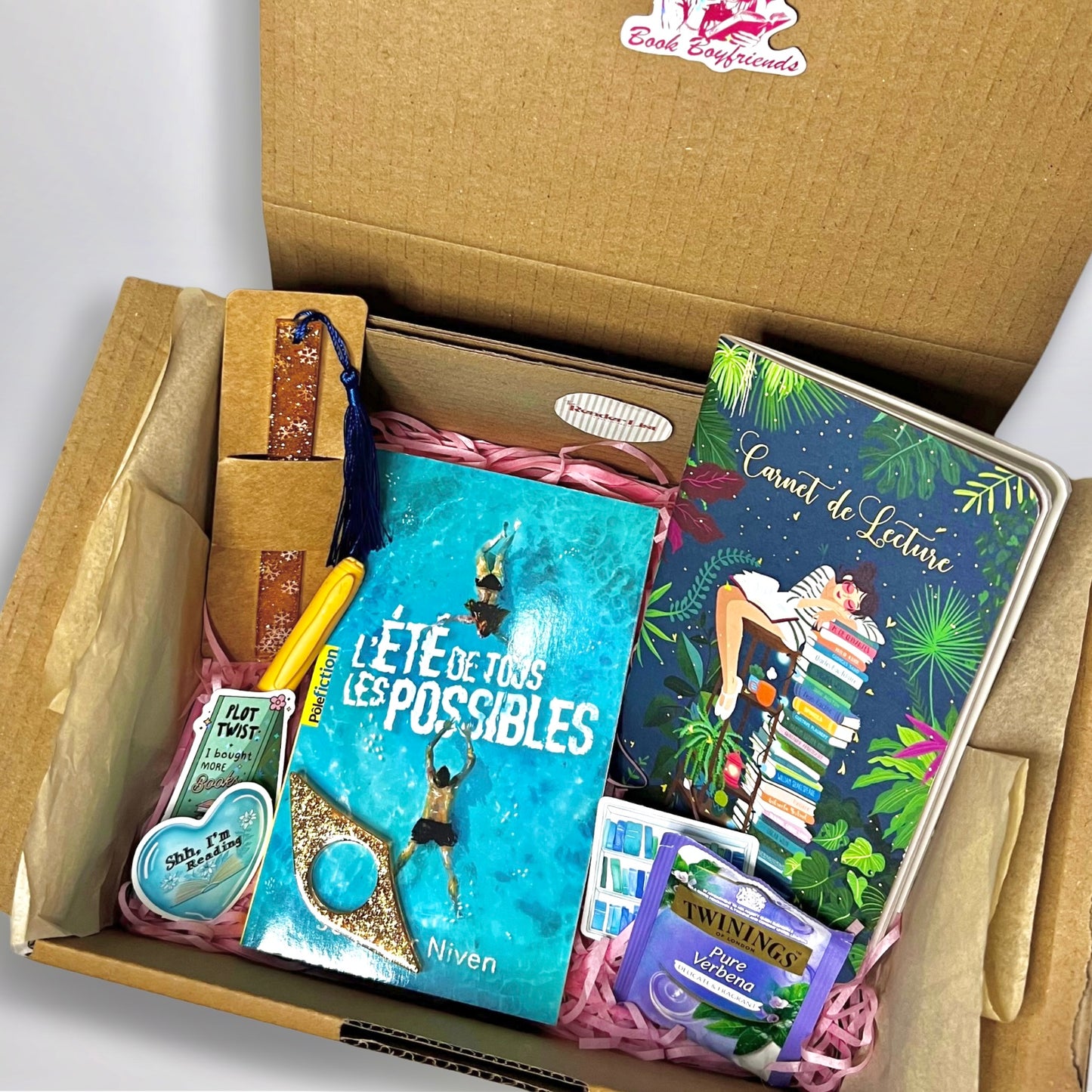 Box Found Family - Poche